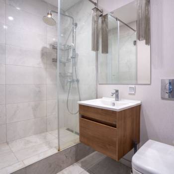 Продается 2-х комнатная квартира, 72,8 м²