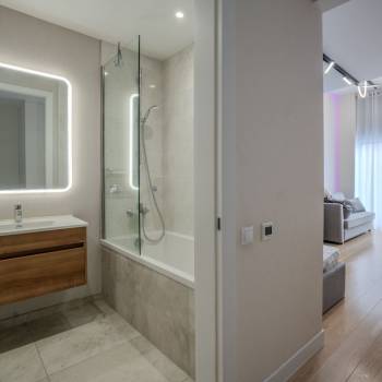 Продается 2-х комнатная квартира, 72,8 м²
