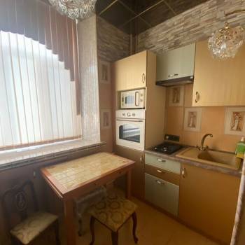 Сдается Многокомнатная квартира, 60 м²