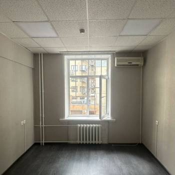 Сдается Нежилое помещение, 13,7 м²