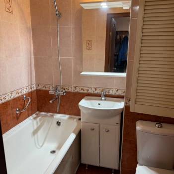 Сдается 1-комнатная квартира, 40 м²
