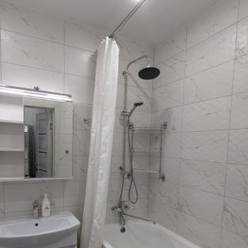 Сдается 1-комнатная квартира, 42 м²