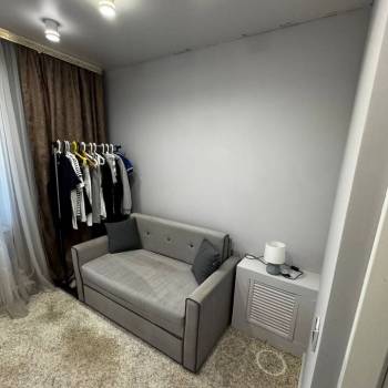 Сдается Многокомнатная квартира, 80 м²