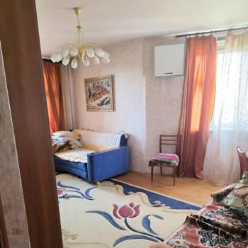 Сдается 2-х комнатная квартира, 100 м²