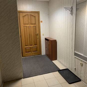 Сдается Многокомнатная квартира, 142 м²