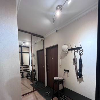Продается 1-комнатная квартира, 38 м²
