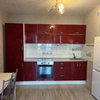 Сдается 2-х комнатная квартира, 60 м²
