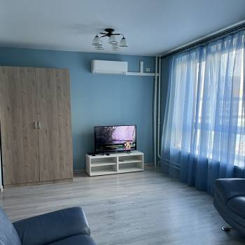 Сдается 2-х комнатная квартира, 60 м²