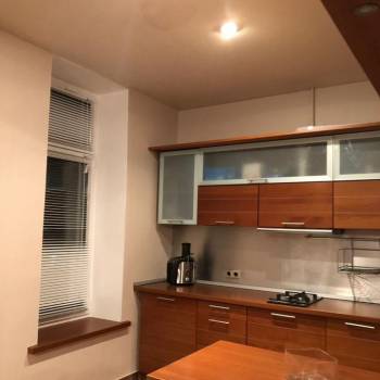 Сдается 1-комнатная квартира, 50 м²