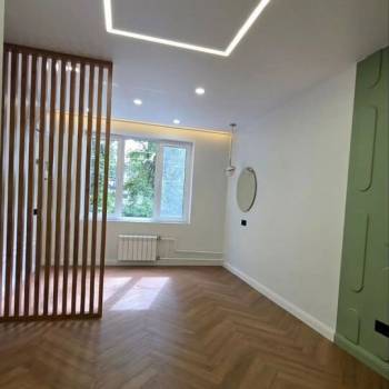 Продается 1-комнатная квартира, 35 м²