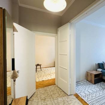 Продается 2-х комнатная квартира, 56,3 м²
