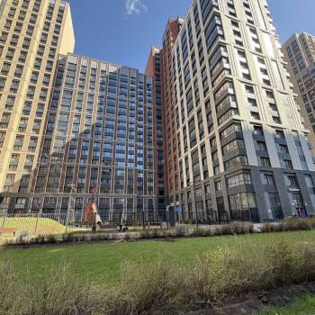 Сдается 1-комнатная квартира, 51 м²