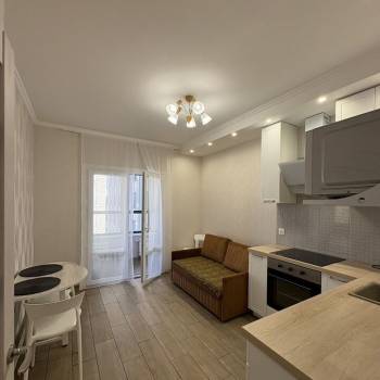 Сдается 1-комнатная квартира, 51 м²