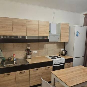 Сдается 1-комнатная квартира, 42 м²