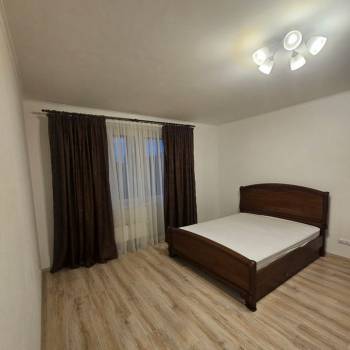 Сдается 1-комнатная квартира, 42 м²