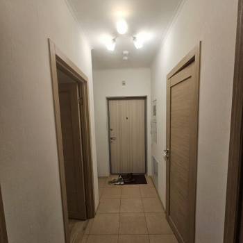 Сдается 1-комнатная квартира, 42 м²