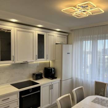 Сдается 2-х комнатная квартира, 61 м²
