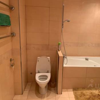 Сдается 2-х комнатная квартира, 70 м²