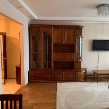 Сдается 2-х комнатная квартира, 70 м²