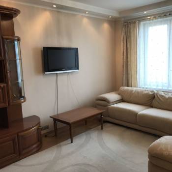 Сдается 2-х комнатная квартира, 70 м²