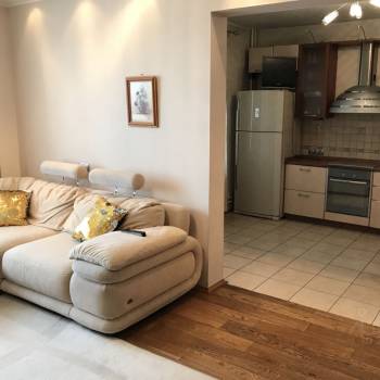 Сдается 2-х комнатная квартира, 70 м²