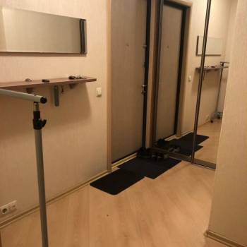 Продается 1-комнатная квартира, 38 м²