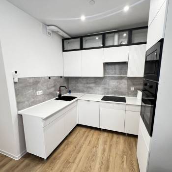 Сдается Многокомнатная квартира, 60 м²