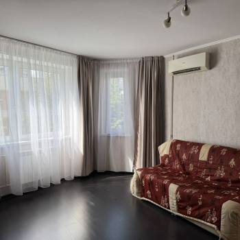 Сдается 1-комнатная квартира, 40,9 м²