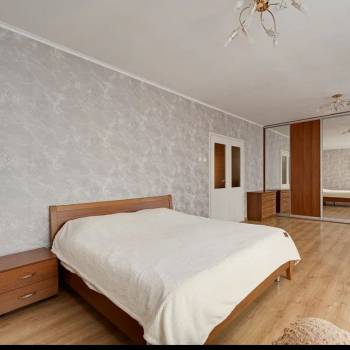 Продается Многокомнатная квартира, 156,9 м²