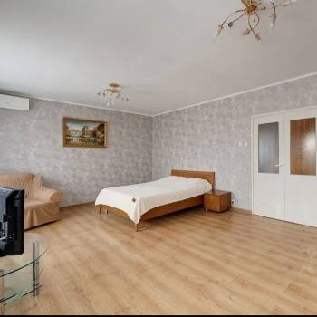 Продается Многокомнатная квартира, 156,9 м²