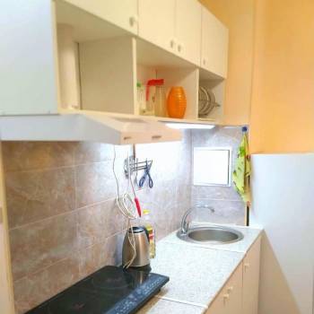 Продается 1-комнатная квартира, 28,6 м²