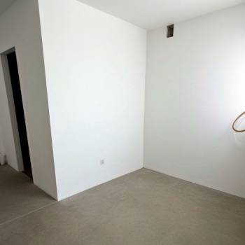 Продается 2-х комнатная квартира, 60,4 м²