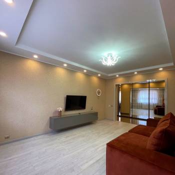 Сдается Многокомнатная квартира, 80 м²