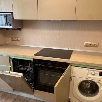 Сдается Многокомнатная квартира, 80 м²