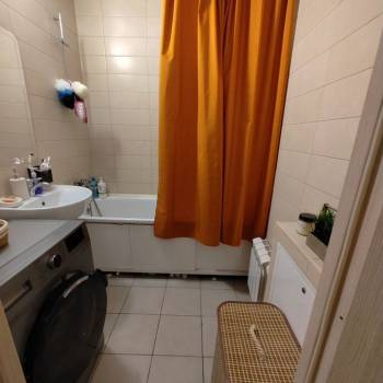 Продается 2-х комнатная квартира, 61 м²