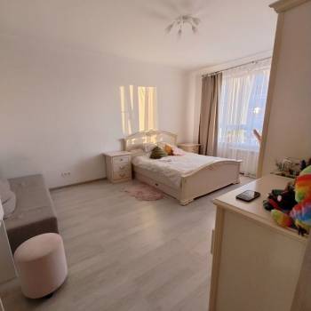 Продается 2-х комнатная квартира, 61 м²