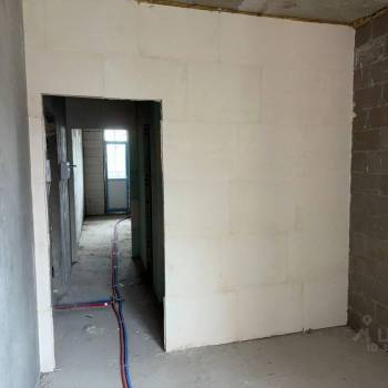 Продается 1-комнатная квартира, 37,4 м²