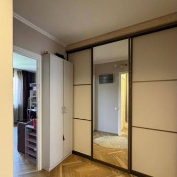 Продается 3-х комнатная квартира, 59 м²
