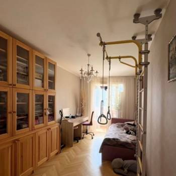 Продается 3-х комнатная квартира, 59 м²