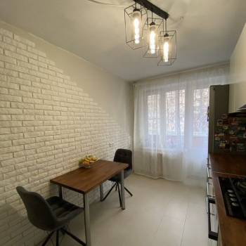 Продается 1-комнатная квартира, 35 м²