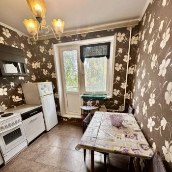 Продается 1-комнатная квартира, 39 м²