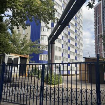 Продается 1-комнатная квартира, 37 м²