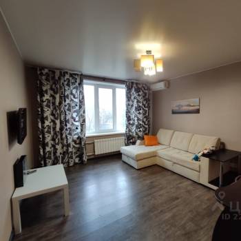 Сдается 1-комнатная квартира, 35 м²