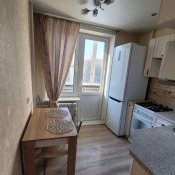 Сдается 2-х комнатная квартира, 38 м²