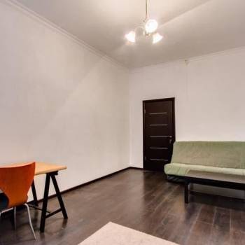Продается 1-комнатная квартира, 37 м²