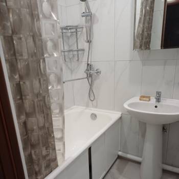 Сдается Многокомнатная квартира, 64 м²