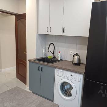 Сдается Многокомнатная квартира, 64 м²