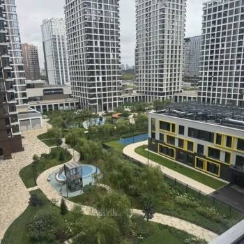 Продается 1-комнатная квартира, 86,4 м²
