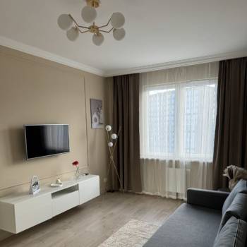 Сдается 1-комнатная квартира, 40 м²