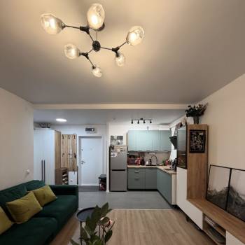 Продается 1-комнатная квартира, 41,3 м²